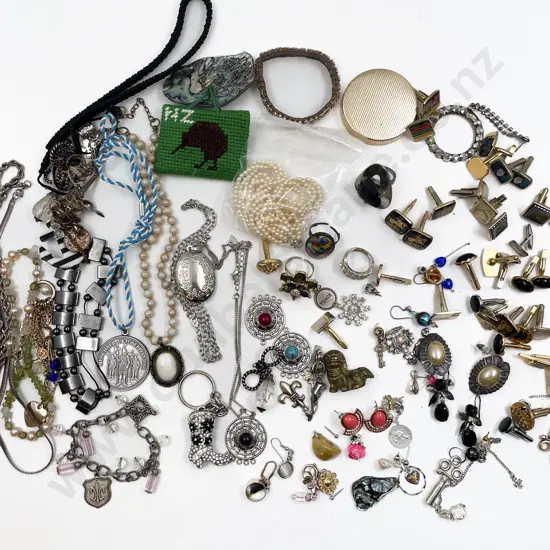 Collection of Assorted Costume Jewellery