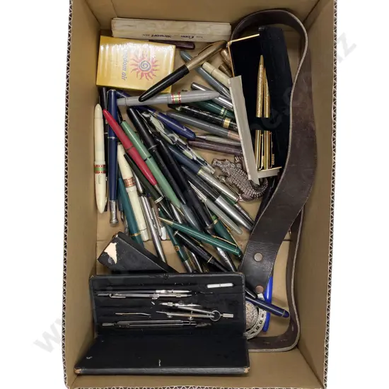 Box Lot Assorted Pens