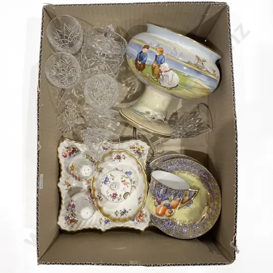 Grimwades Pedestal Vase