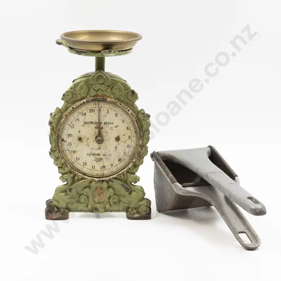 Cast Iron Household Scales & Aluminium Sieve