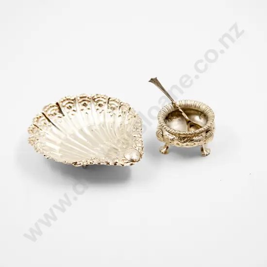 S/S Ornately Embossed Scallop Dish