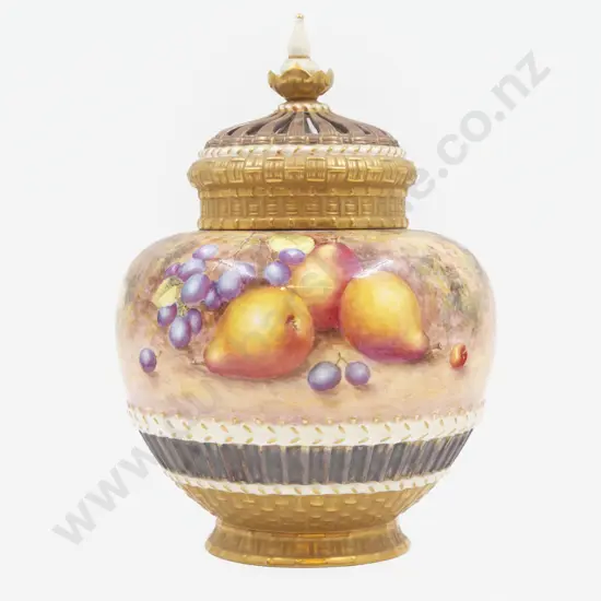 RW Compressed Circular Rose Jar & Cover