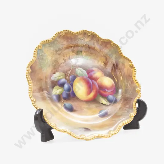 RW Shaped Circular Plate