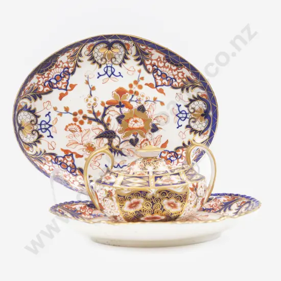Two Derby Imari Pattern Oval Shaped Dishes & Covered Sugar Basin