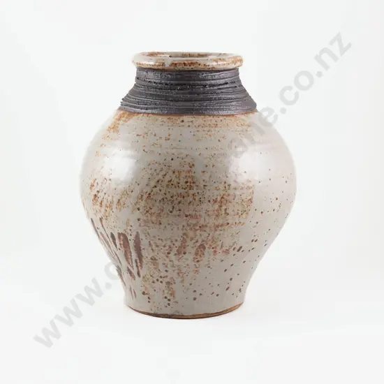 Peter Stichbury Shino Glaze Vase
