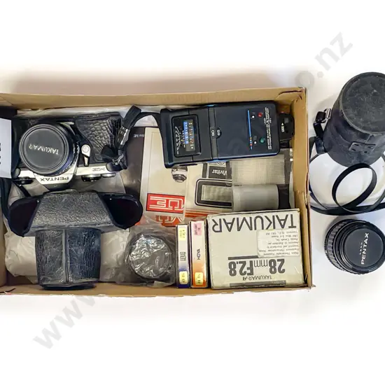 Vintage Pentax Camera together with Qty of Assorted Accessories