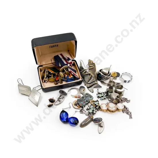 Qty of Assorted Costume Jewellery