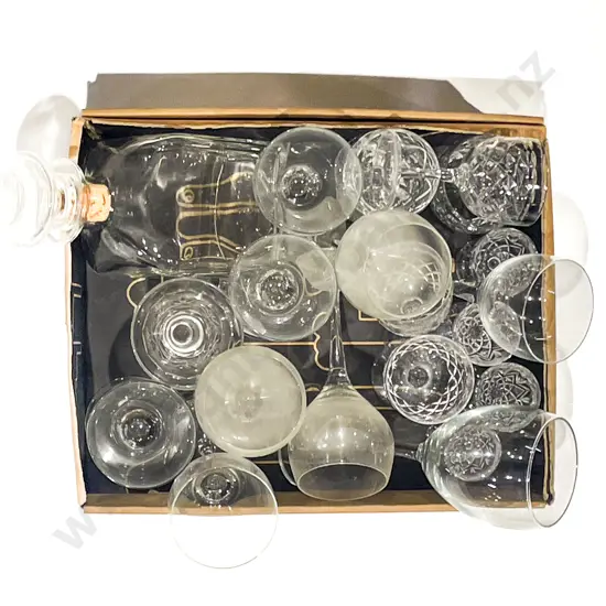 Small Quantity of Assorted Crystal & Glassware Including Decanter