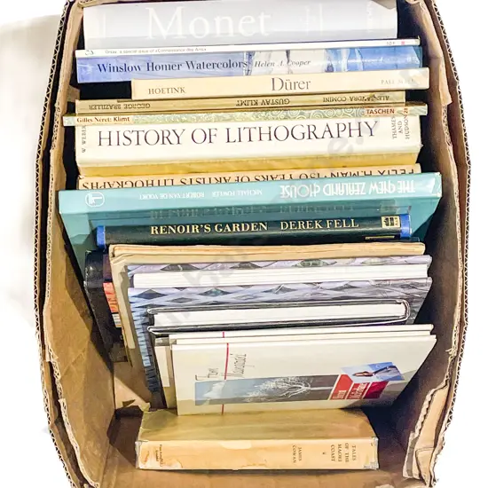 Box of Assorted NZ & Art Reference Vols