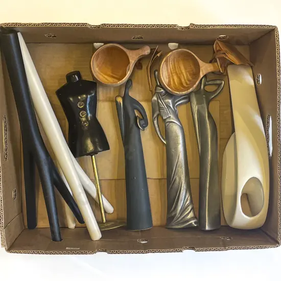 Quantity of Assorted Figures & Modern Pottery etc