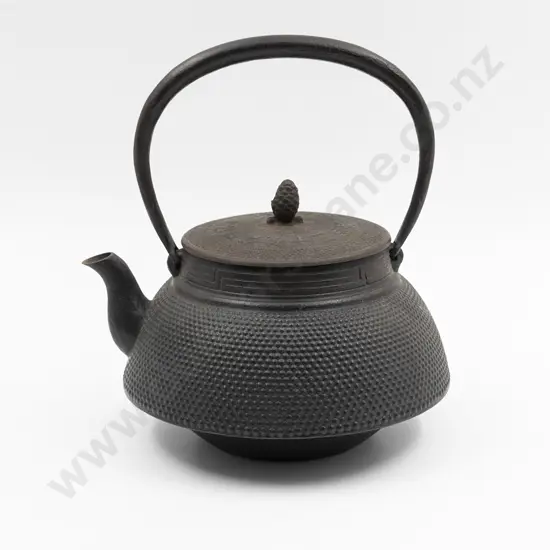 Japanese Cast Iron Tetsubin Teapot