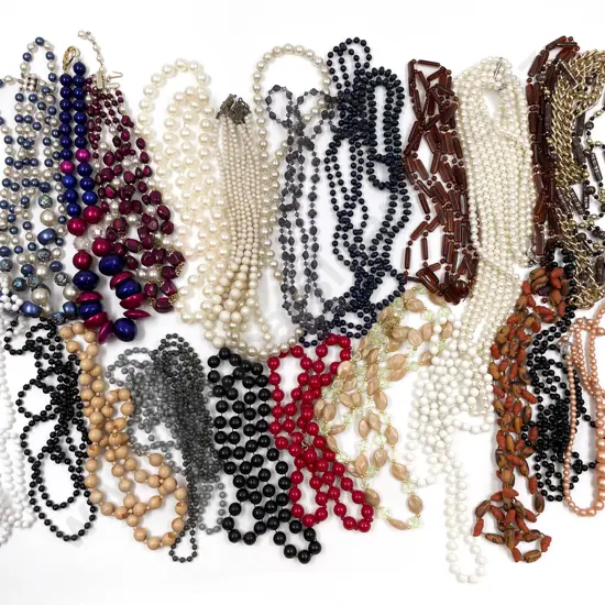 Quantity of Assorted Costume Necklaces