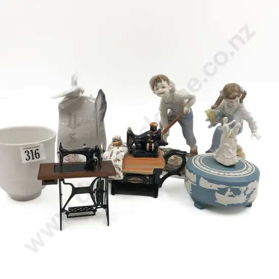 Qty of Assorted incl Two Pieces of Lladro