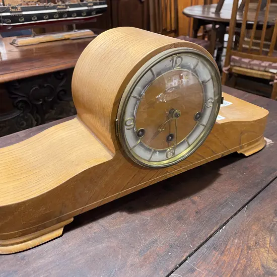 Mantle Clock