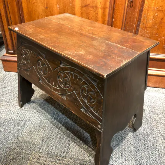 Oak Tilt Top Vanity Box with Upholstered Interior