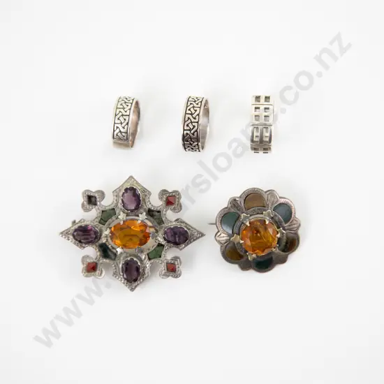 Two S/S Scottish Pebble Brooches with Three S/S Rings