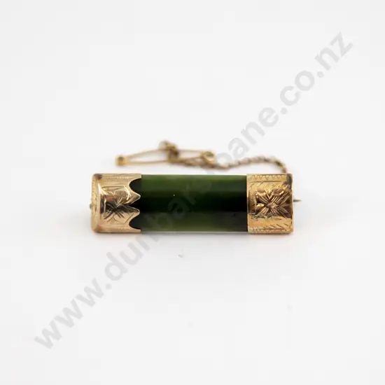 NZ 9ct Gold Mounted Greenstone Bar Brooch