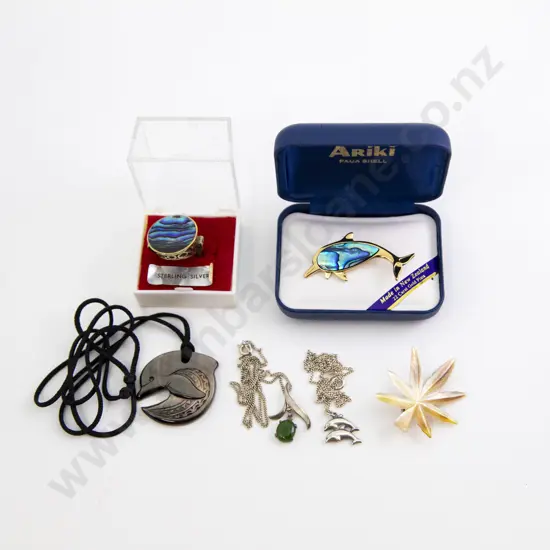 Small Collection of NZ Jewellery