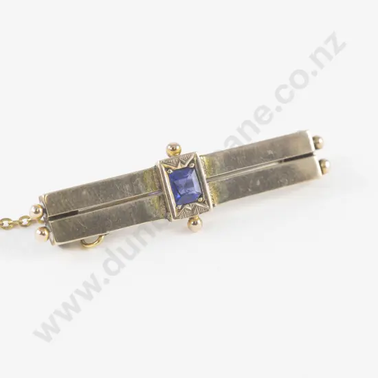 9ct Single Stone Sapphire Double Bar Brooch