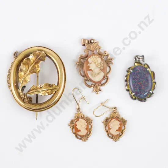 9ct Framed Cameo Portrait Pendant with 9ct Cameo Earrings