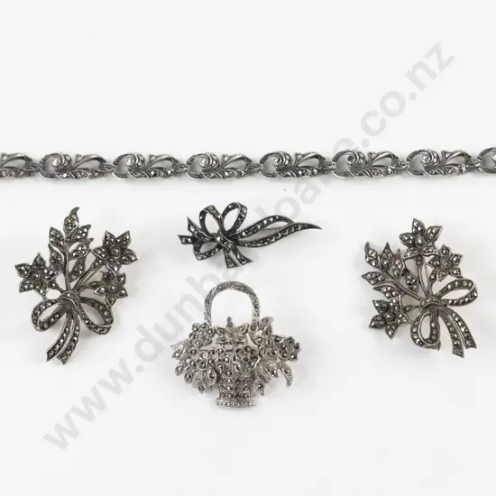 Small Collection of S/S Marcasite Jewellery