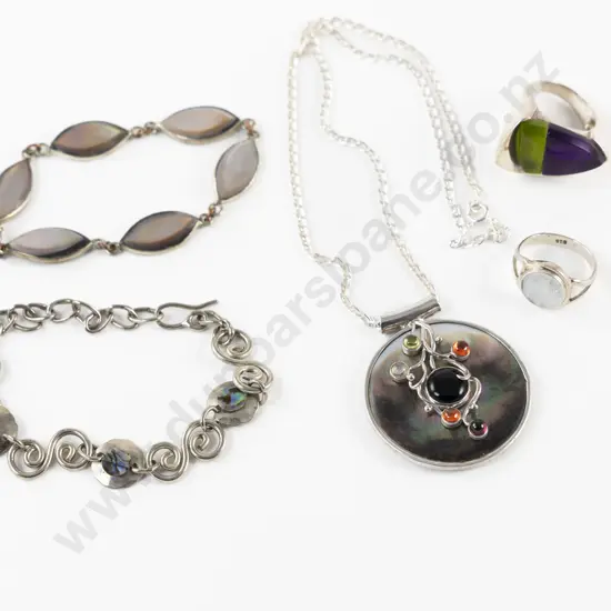 Small Collection of Sterling Silver Jewellery