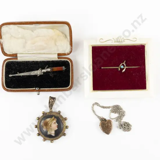 Victorian Silver Gilt Pendant with Two Brooches and Gold Plated Heart Pendant