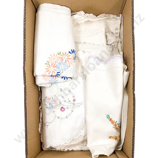 Collection Vintage Embroidered and Assorted Table Linens