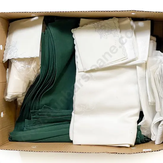 Collection Vintage Assorted Table Linens
