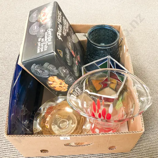 Quantity of Assorted Glassware etc