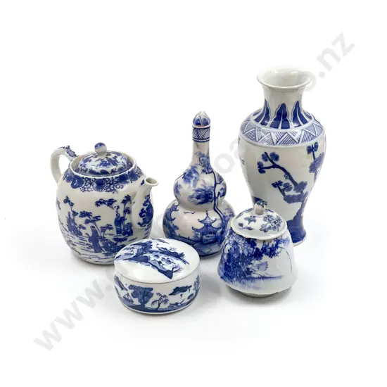 Quantity of Assorted Blue & White China