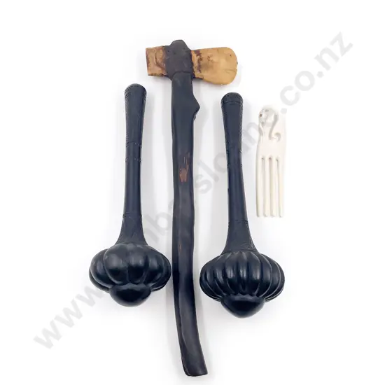 Small Quantity of Assorted Tribal Items