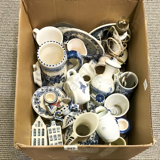 Quantity of Assorted Blue & White incl Delft