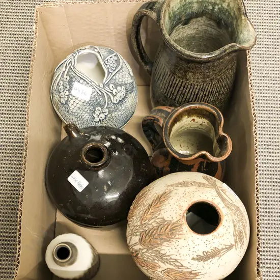 Box of Assorted Pottery