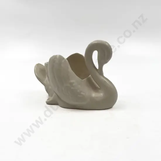 Small Crown Lynn Swan