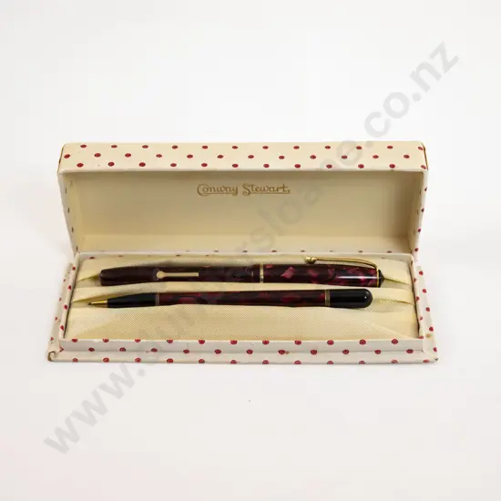 Vintage Conway Stewart No15 Fountain Pen and Pencil Set
