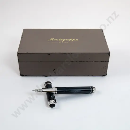 Montegrappa Emblema Fountain Pen