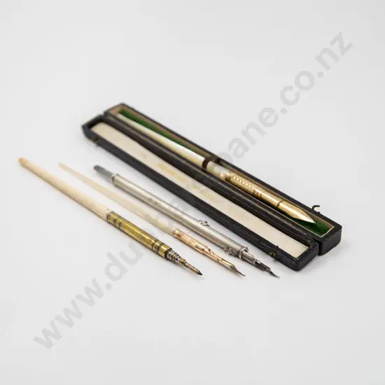 Mid C19th Foleys Gold Plated and MOP Dip Pen