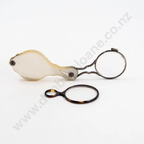 Victorian MOP and Silver Folding Single Magnify Eye Glass