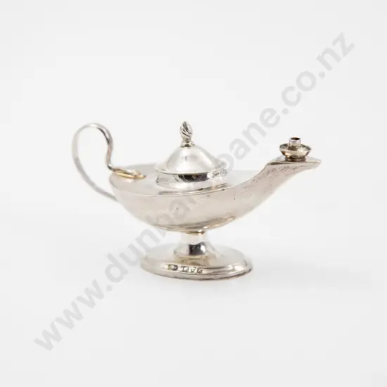 Edwardian S/S Miniature Aladdin Oil Lamp Table Cigar Lighter