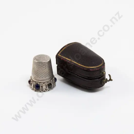 Leather Boxed Victorian .800 Silver Thimble