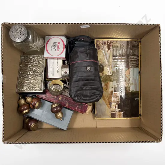 Box Quantity of Assorted Vintage