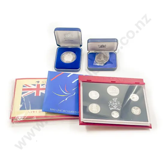 NZ 1990 Proof and Unc Coin Set with 1990 Silver $1 and Unc Coin Packs