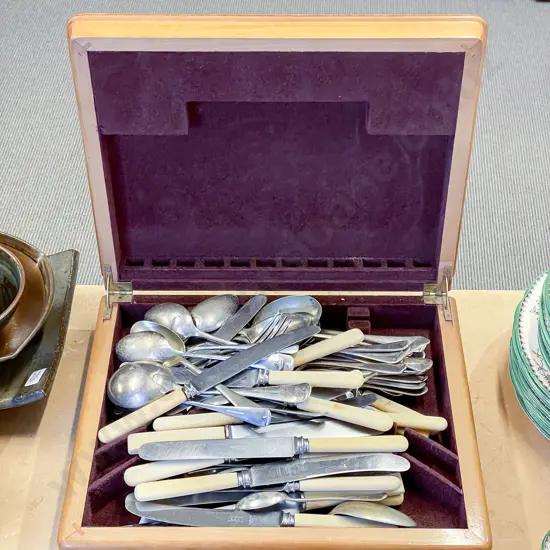 Canteen together with Assorted Cutlery