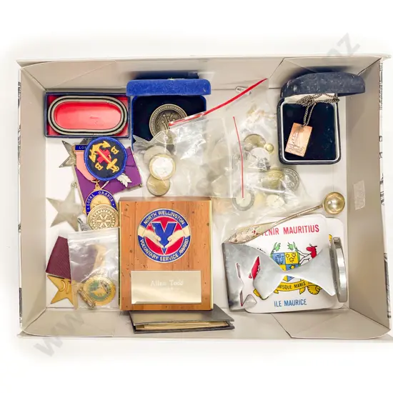 Quantity of Assorted Badges Medals etc