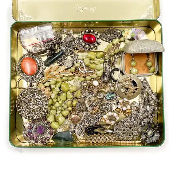 Quantity of Assorted Costume Jewellery