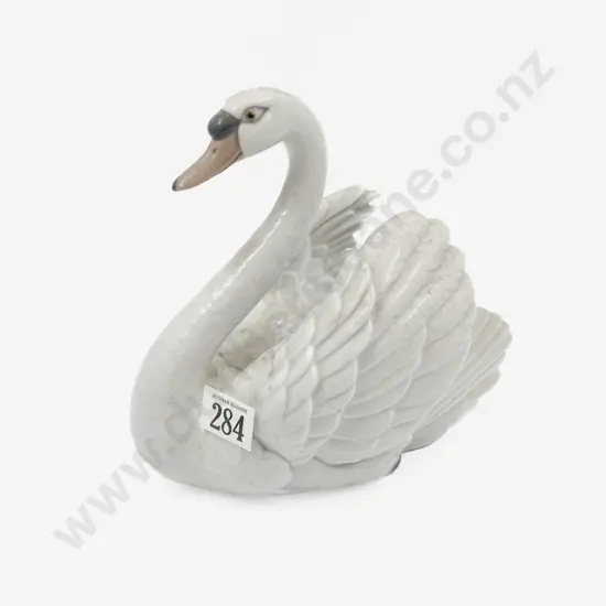 Lladro Swan
