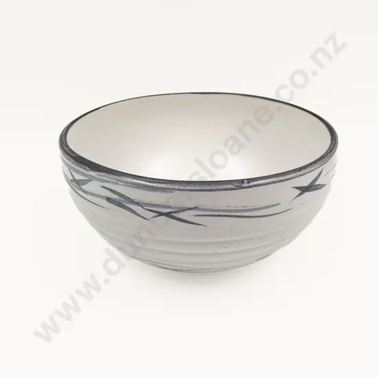 Anneke Borren Centre Bowl