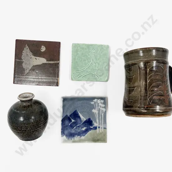 Small Quantity of Assorted Pottery etc