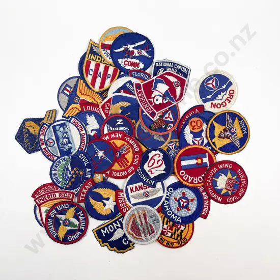 Quantity of Assorted Vintage Cloth Badges